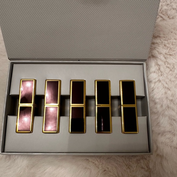 Tom Ford Other - Tom Ford different shades of Red Lip Color Mini Deluxe Set  brand new with tag
